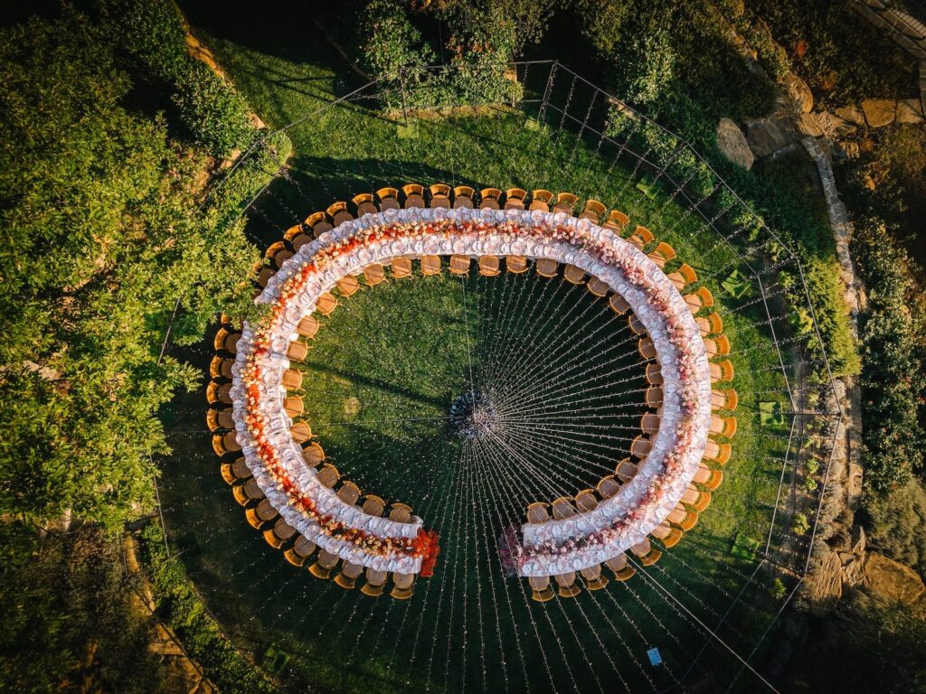 Wedding at Borghi dell'Eremo
circular table setting